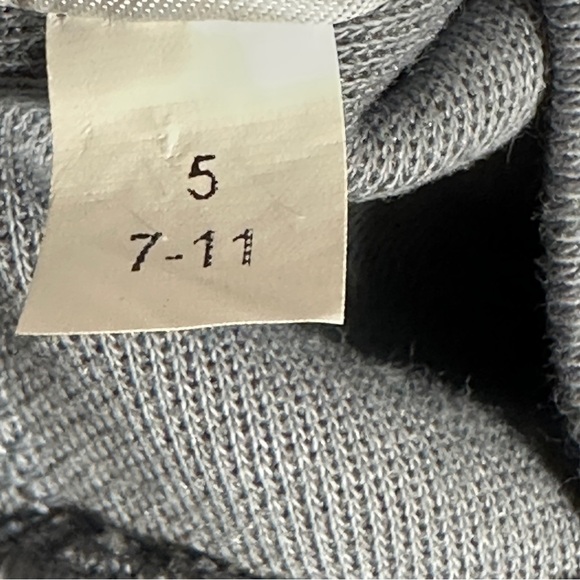 Uniqlo crop sweatshirt, blue/gray, size XS, spring, crew neck, tween - Picture 2 of 8